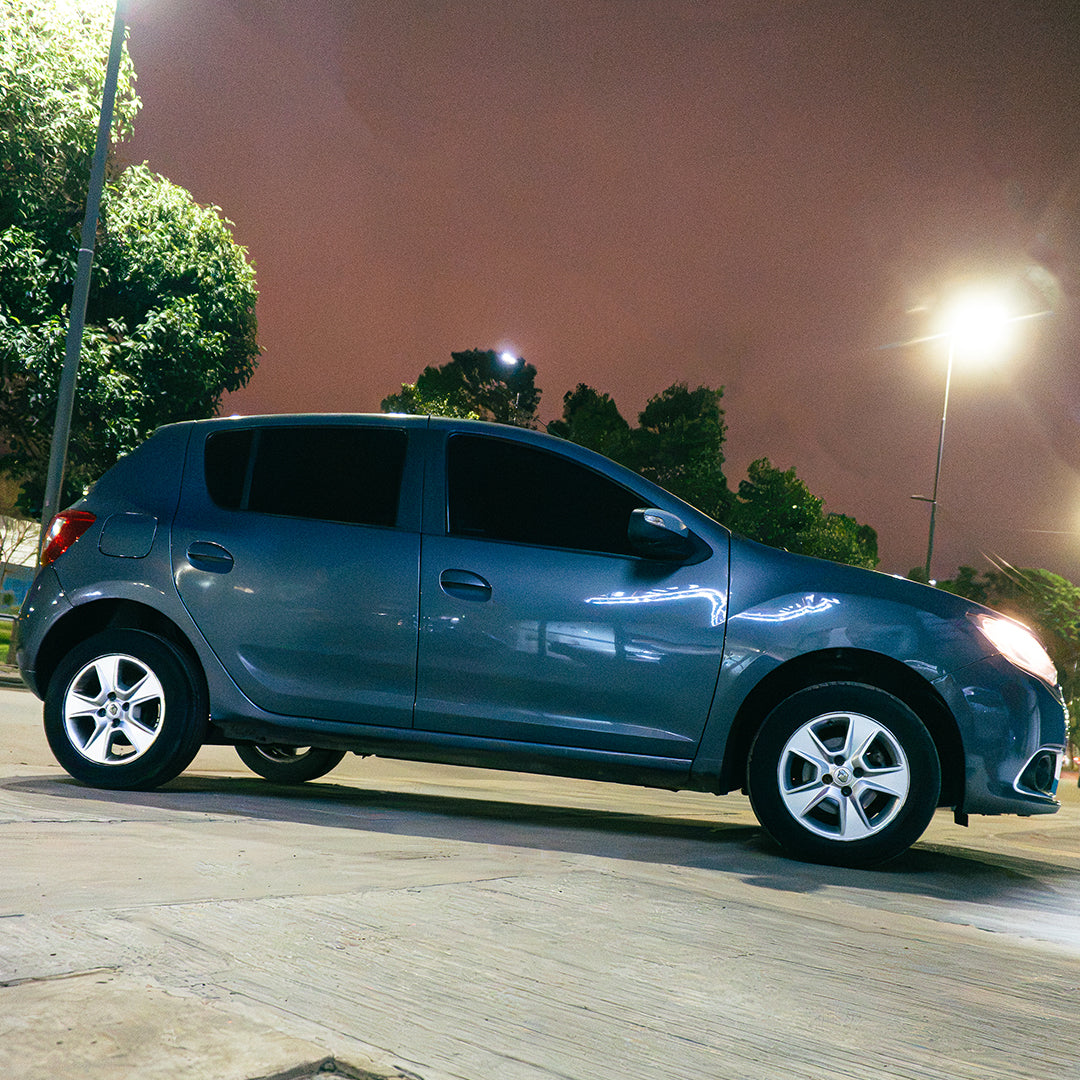 Renault Sandero 2015