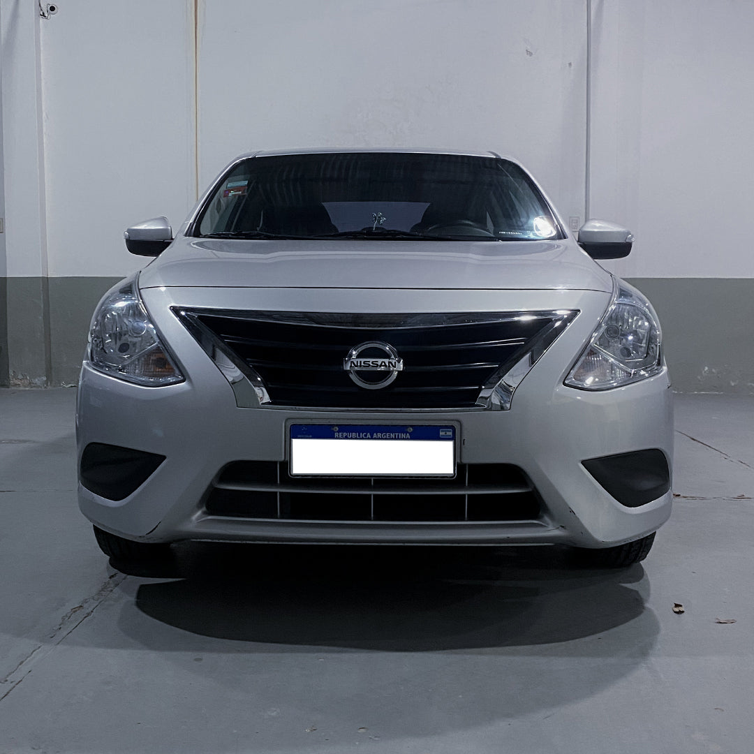 Nissan Versa 2021